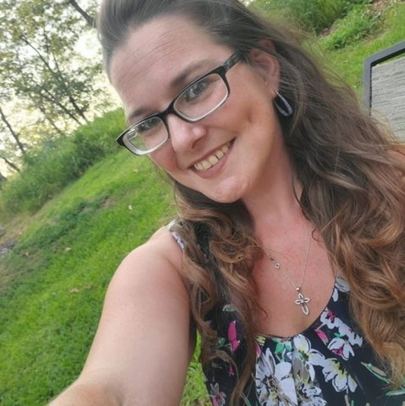 Meet your Posher, Jessica - Picture 1 of 1